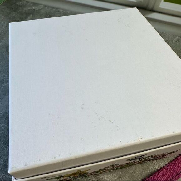 Dior Decorative Floral Gift Storage Box 8.25” - Picture 7 of 7